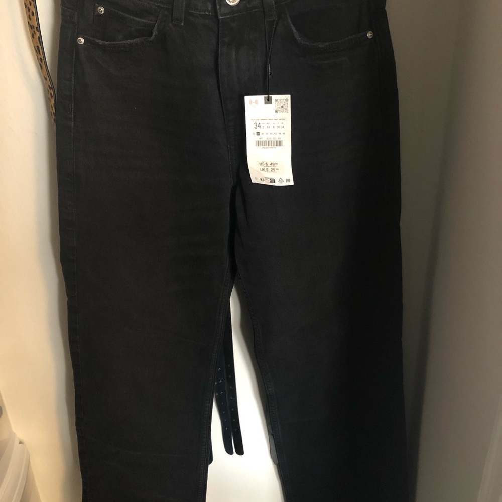 Zara High Rise Jeans - Picture 2 of 7